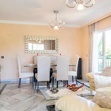 Dama De Noche Ll - Puerto Banus *